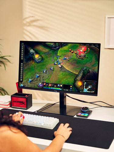 HyperX OMEN OLED 27 inch QHD 240Hz Gaming Monitor - OMEN OLED 27q