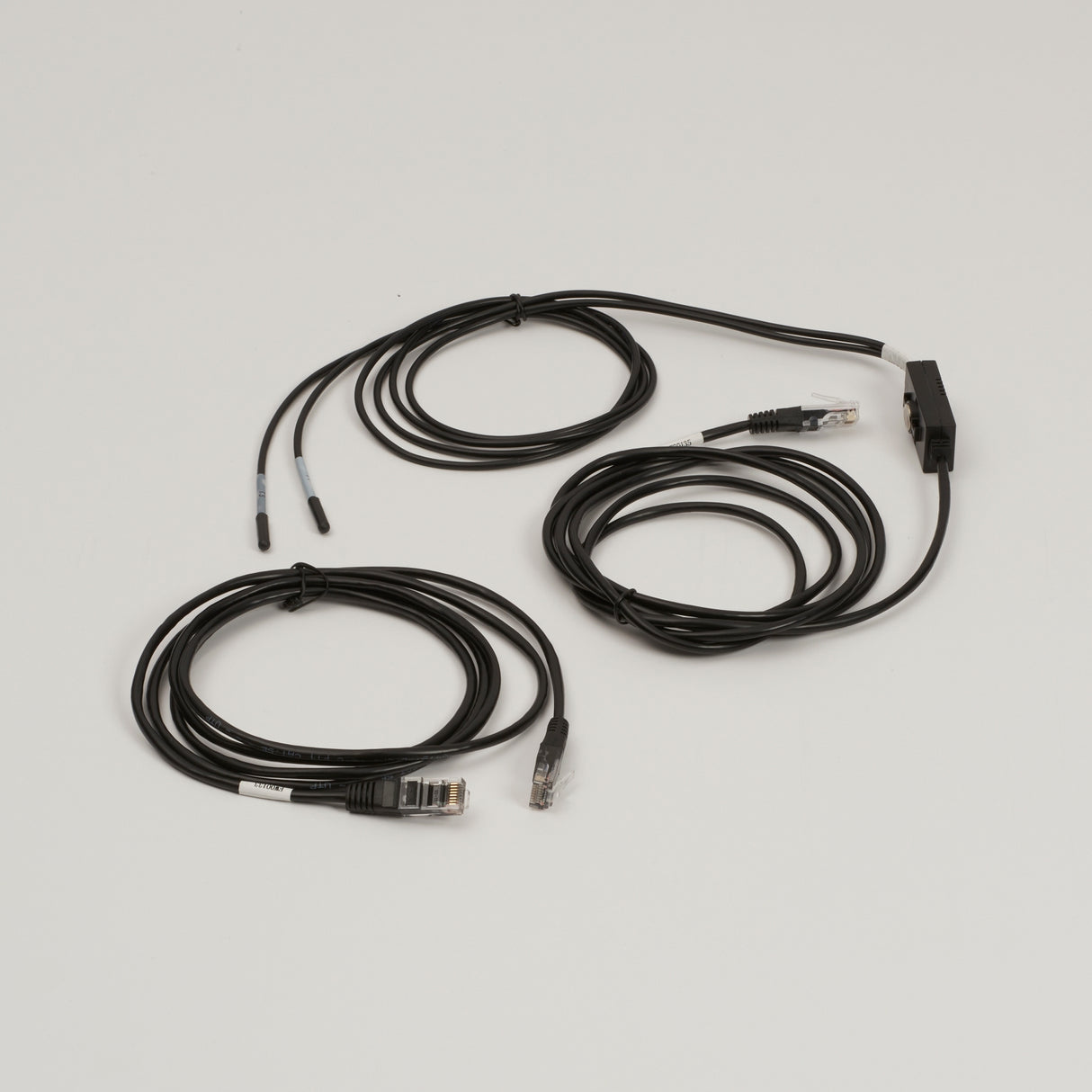 APC NetShelter Rack PDU Advanced Three Temperature and Humidity Sensor