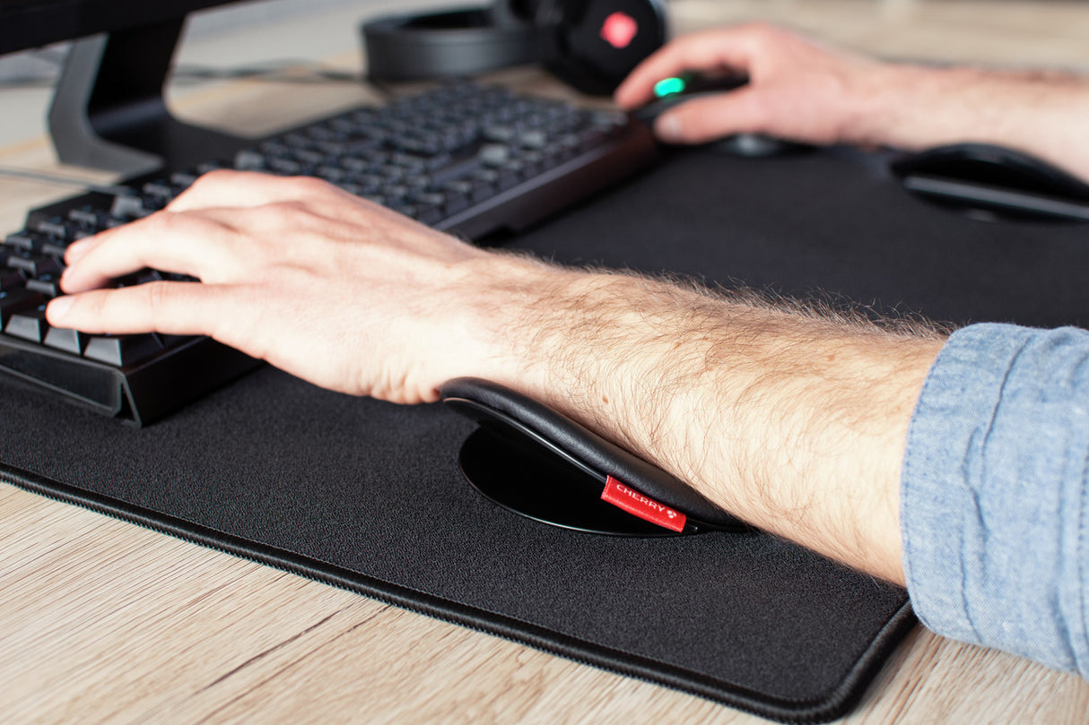 CHERRY SLIDEPAD ERGO wrist rest Black
