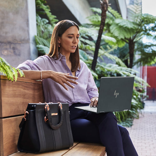 HP Elite Dragonfly Chromebook Enterprise Intel® Core™ i5 i5-1245U 40.6 cm (16") Touchscreen WUXGA 8 GB LPDDR4x-SDRAM 256 GB SSD Wi-Fi 7 (802.11be) ChromeOS Black