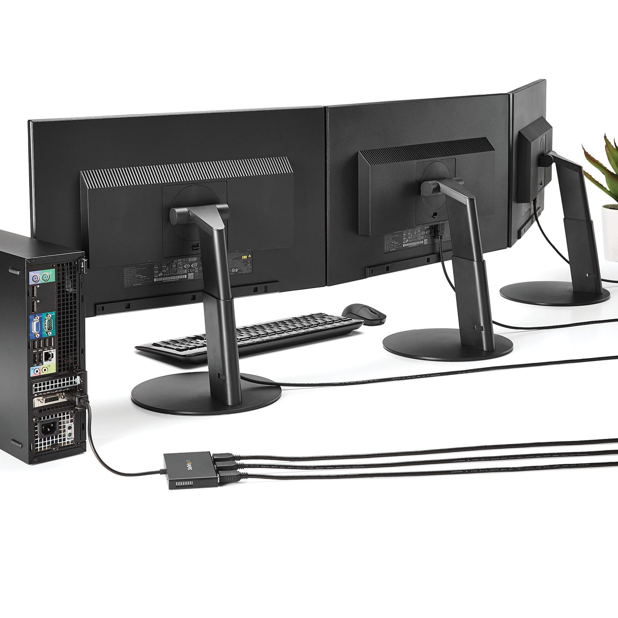 StarTech.com 3-Port Multi Monitor Adapter - Mini DisplayPort to HDMI MST Hub - Triple 1080p or Dual 4K 30Hz - Video Splitter for Extended Desktop Mode on Windows Only - mDP 1.2 to 3x HDMI