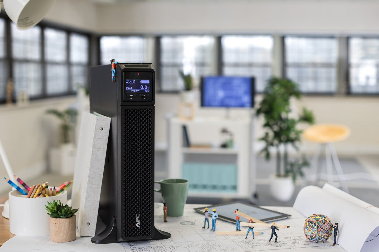 APC Smart-UPS On-Line SRT3000XLI - 3000VA, 8x C13 & 2x C19, tower