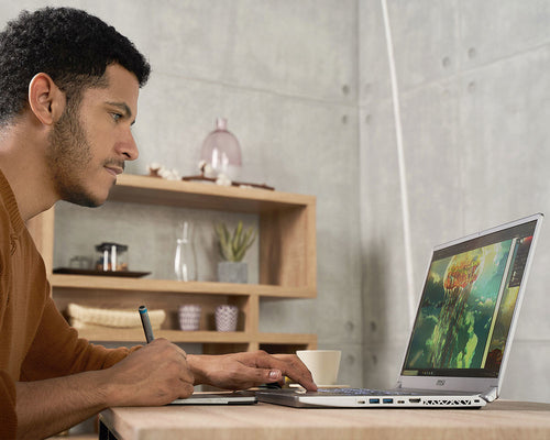 MSI Prestige P75 9SG-1095CA Creator Intel® Core™ i9 i9-9880H Laptop 43.9 cm (17.3") 4K Ultra HD 64 GB DDR4-SDRAM 2 TB SSD NVIDIA® GeForce RTX™ 2080 Max-Q Wi-Fi 5 (802.11ac) Windows 10 Pro Grey