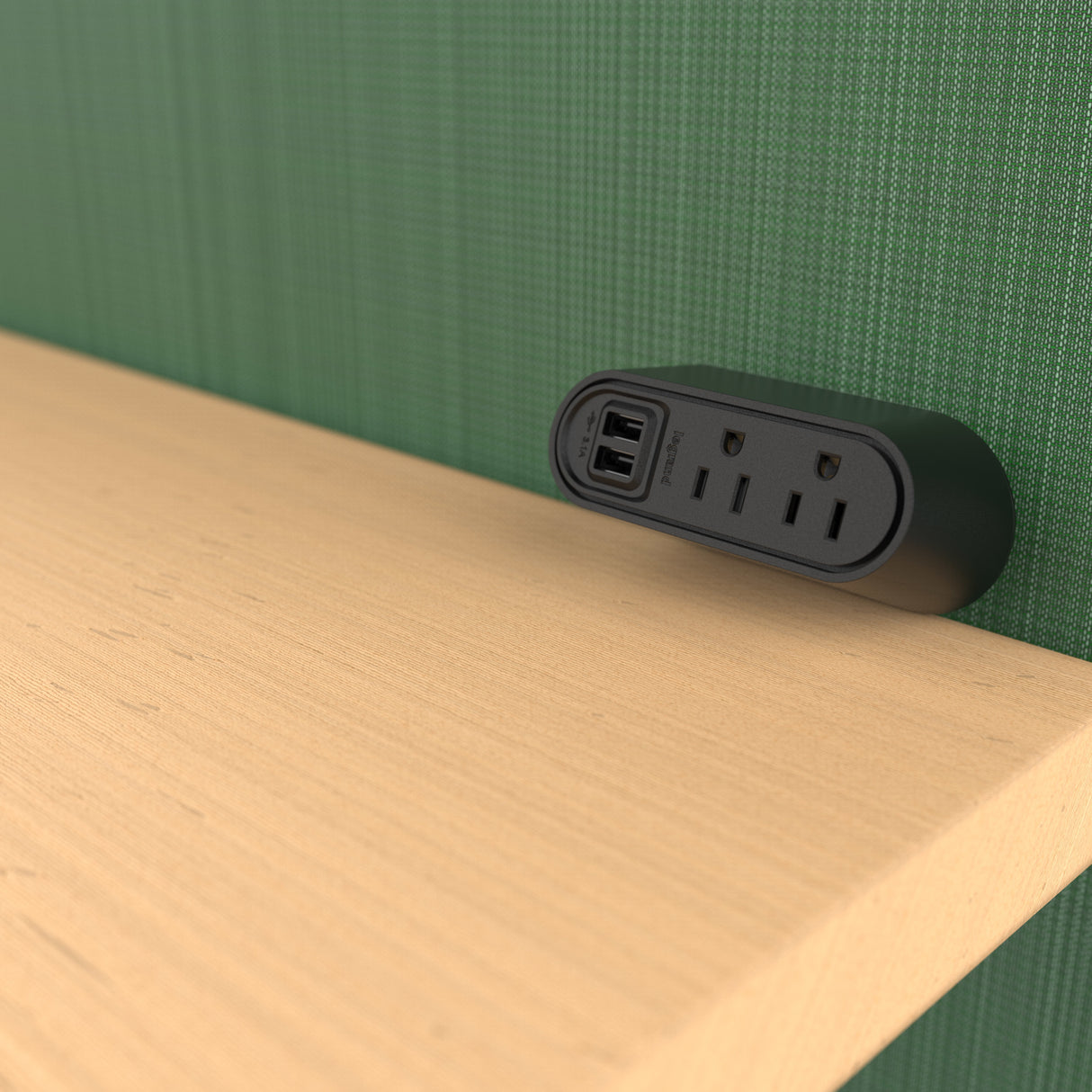 Middle Atlantic WSPC220BK power adapter/inverter