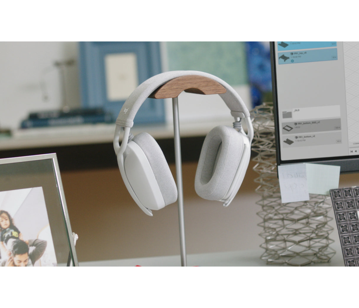 Logitech 981-001257 headphones/headset Wireless Head-band Calls/Music Bluetooth White