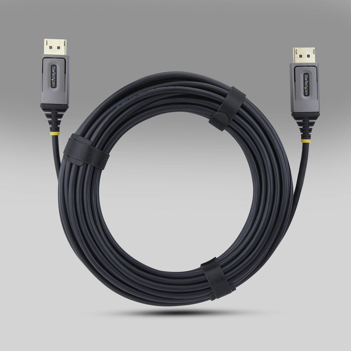 StarTech.com 8K-AOC-50M-DP-CABLE DisplayPort cable Black