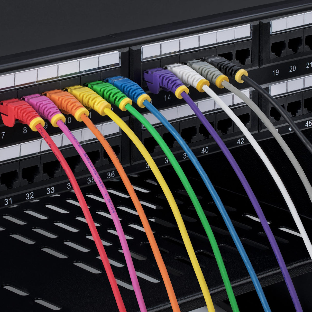 StarTech.com 30ft Green Slim CAT6 Ethernet Cable, Snagless, 100W PoE, UTP, LSZH, 28AWG Pure Bare Copper Wire, Slim RJ45 Network Patch Cord w/Strain Reliefs, Individually Tested