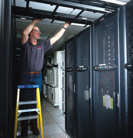 APC WADVULTRAM-PX-24 maintenance/support fee 1 year(s)