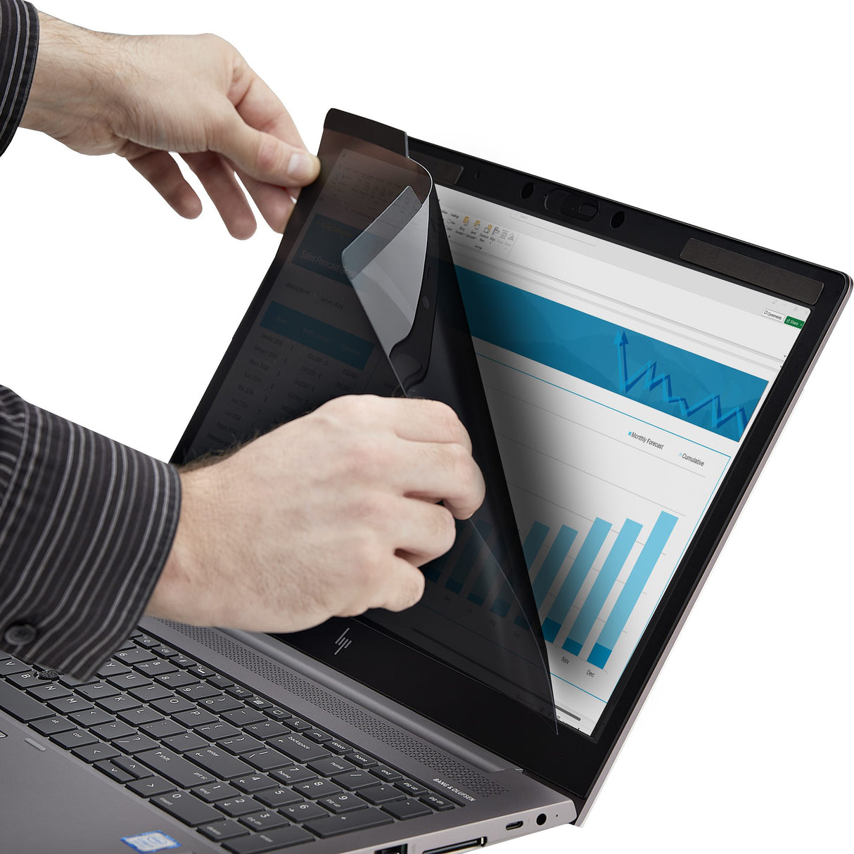 StarTech.com Magnetic Privacy Screen For 13.3-Inch 16:9 Laptop, Reversible Filter, Computer Screen Protector, View Angle 60 deg (+/- 30 deg), TAA Blue Light Shield