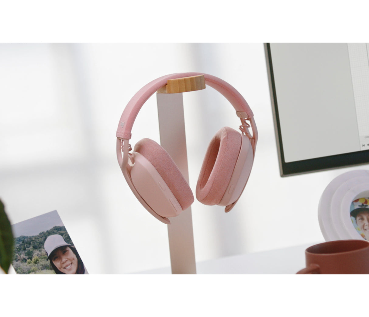 Logitech 981-001258 headphones/headset Wireless Head-band Calls/Music Bluetooth Rose