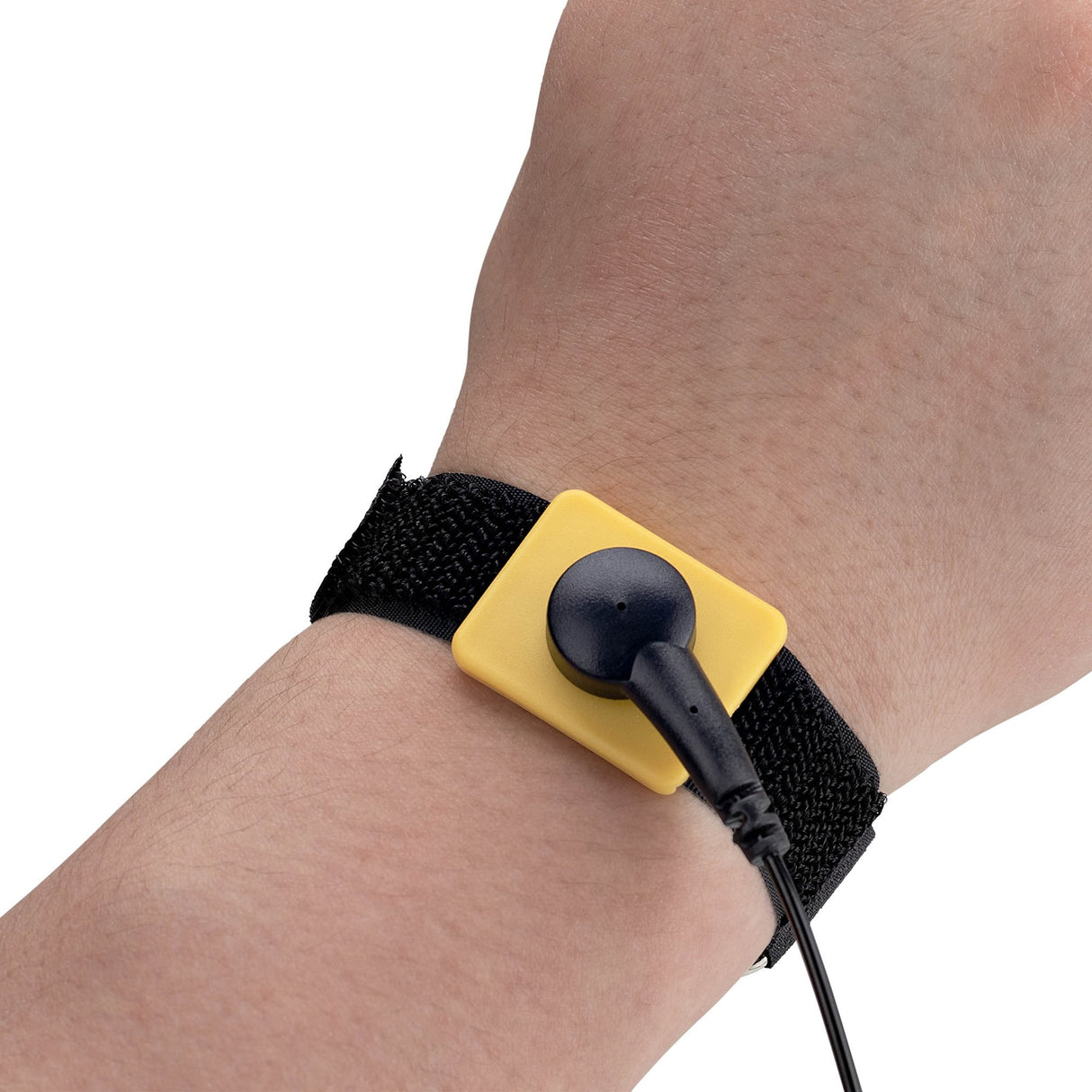 StarTech.com Antistatic Wrist Strap with Grounding Cable, ESD Safe Band with 5ft / 1.5m Detachable Cord, Prevent Electrostatic Discharge, Adjustable Fit, TAA