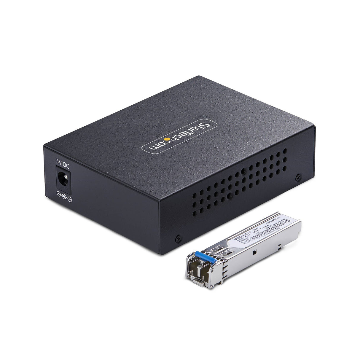 StarTech.com Single-Mode (SM) LC Fiber Media Converter for 10/100/1000 Networks, Standalone Gigabit Ethernet to Fiber Converter, 40km - TAA