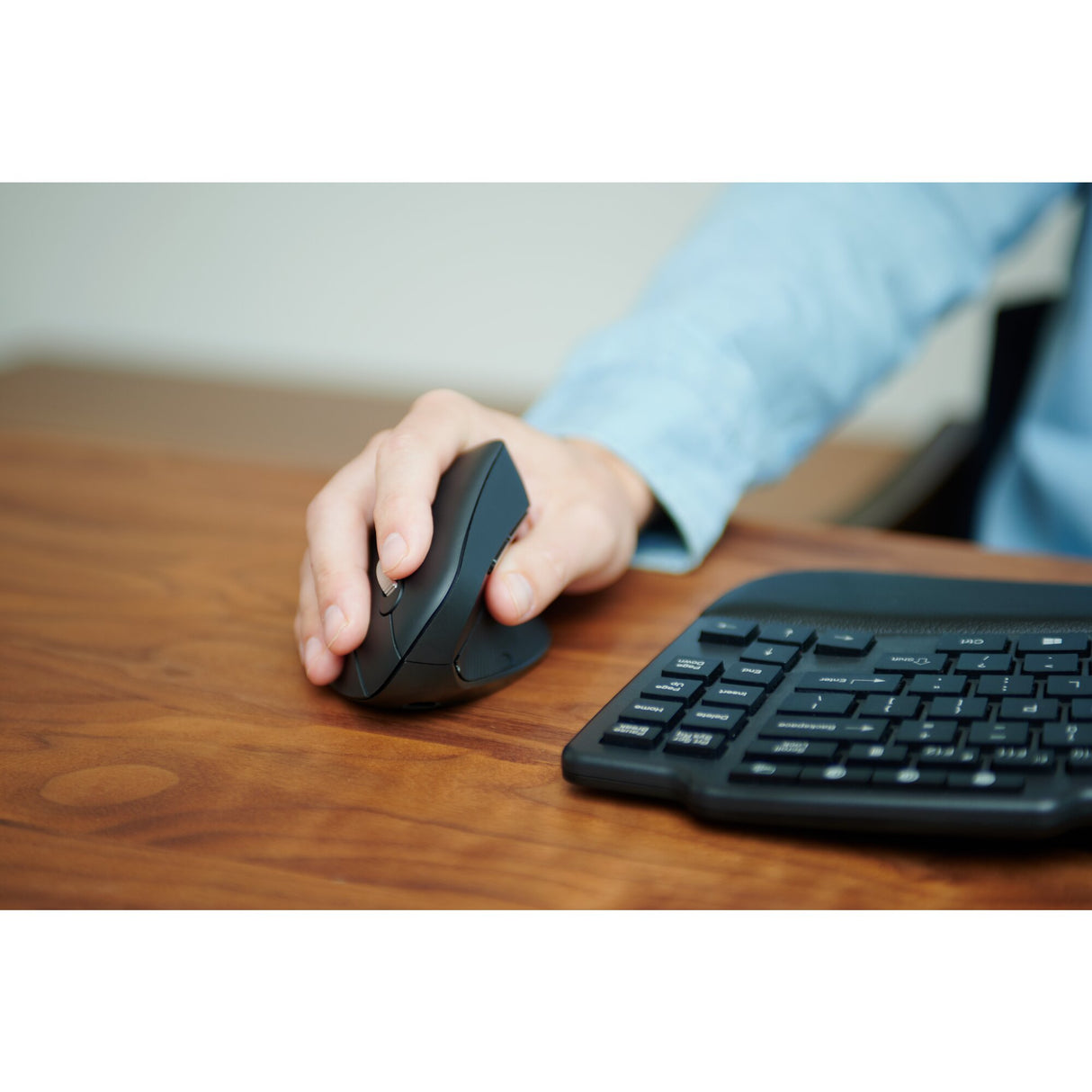 Kensington Pro Fit Ergo KM675 EQ Wireless Desktop Set