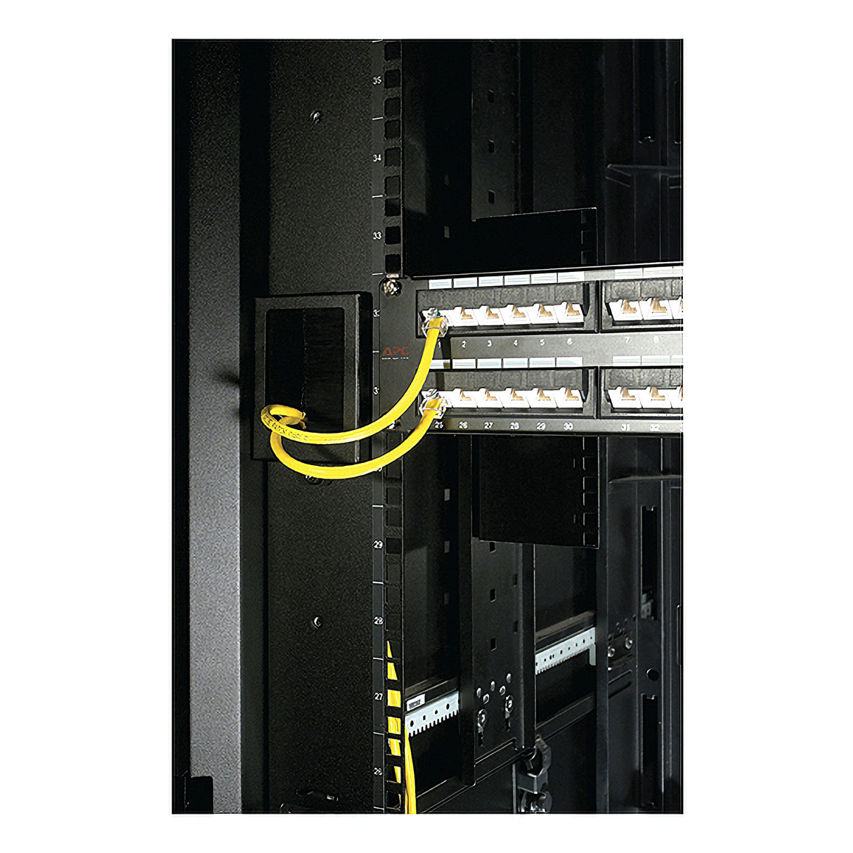 APC NetShelter Cable Management, Mounting Rail Brush Strips, Set of 6, for NetShelter SX 750 mm Wide, Black, 76 x 114 x 13 mm