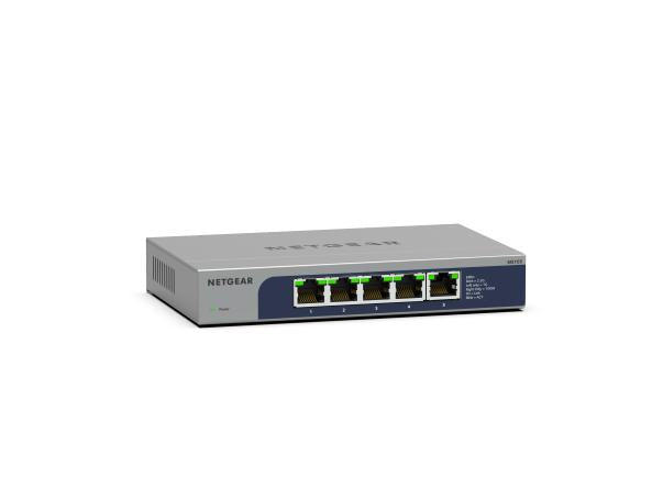 NETGEAR MS105-100EUS Unmanaged 2.5G Ethernet (100/1000/2500) Power over Ethernet (PoE) 1U