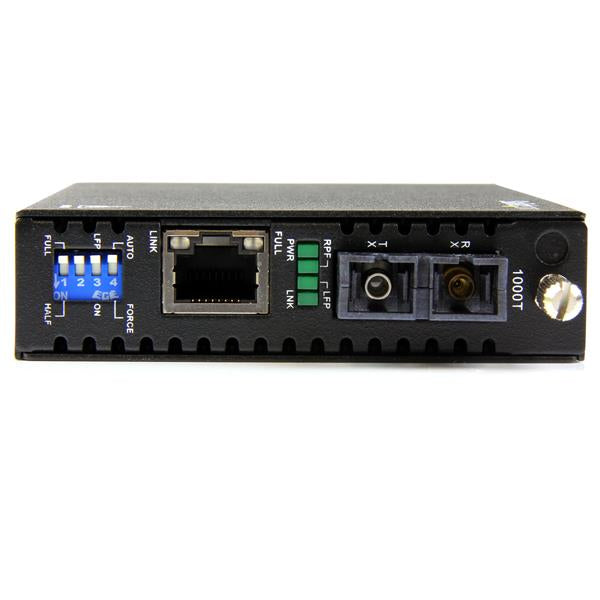 StarTech.com Gigabit Ethernet Single Mode Fiber Media Converter SC 40 km - 1000 Mbps