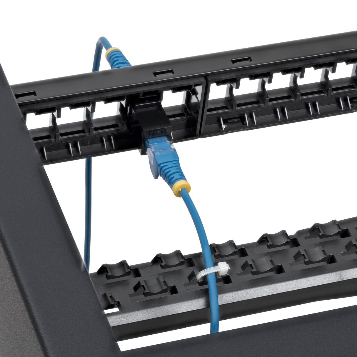 StarTech.com 24 Port 1U Blank Keystone Patch Panel with Cable Management Bar, Rackmount Cat6 Patch Panel for RJ45 UTP Ethernet Network Jacks