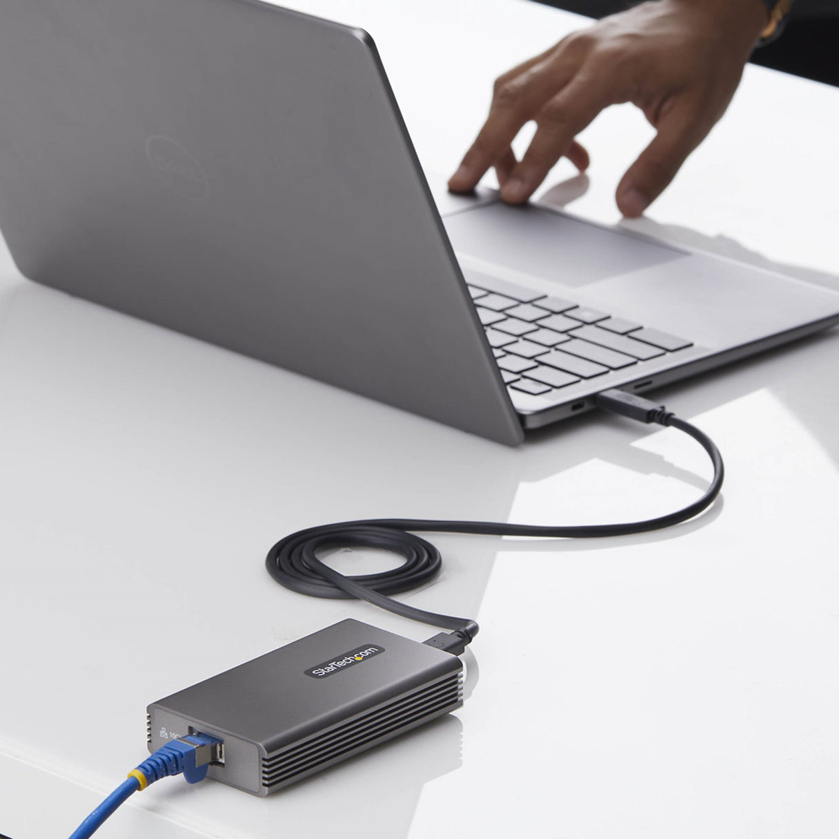 StarTech.com USB4 to Ethernet Adapter, 10GbE, Multi-Gigabit, Thunderbolt Compatible, 10GBASE-T/5G/2.5G NIC, 10G Ethernet Adapter, 0.5m USB4 Cable, Win/Mac, TAA