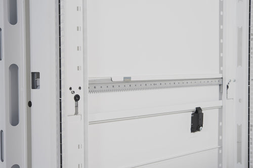 APC NetShelter SX 42U Freestanding rack Grey