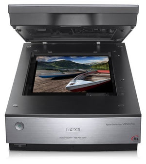 Epson B11B224201 scanner Flatbed scanner 4800 x 6400 DPI A4 Black