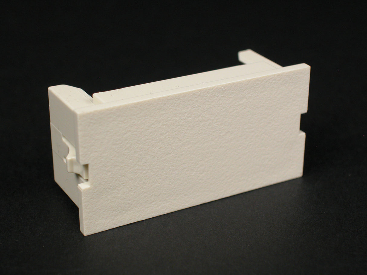 Legrand CM2-BL wall plate/switch cover White