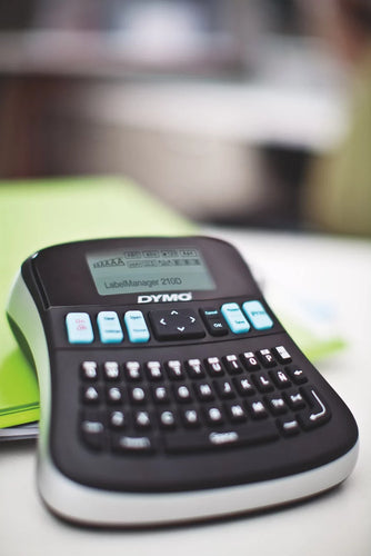 DYMO LabelManager 210D label printer Thermal transfer 12 mm/sec Wireless D1 QWERTY