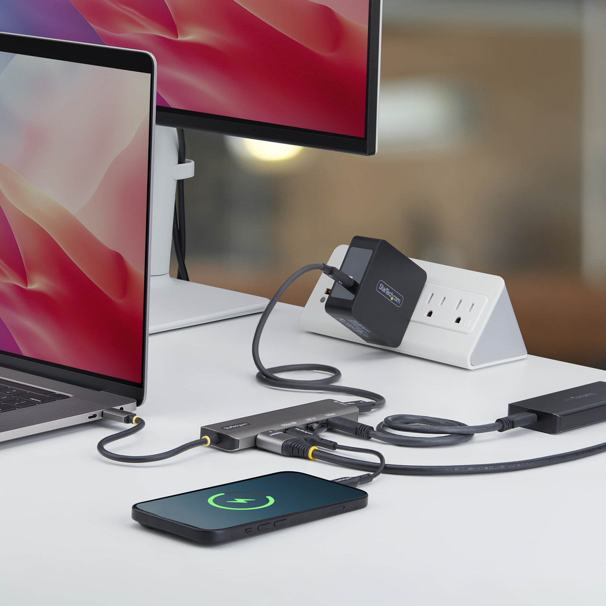 StarTech.com USB-C to HDMI Multiport Adapter with 140W PD Charging, 4K 60Hz, USB 10Gbps Hub, Type-C Mini Dock for MacBook / Dell / Thinkpad / HP