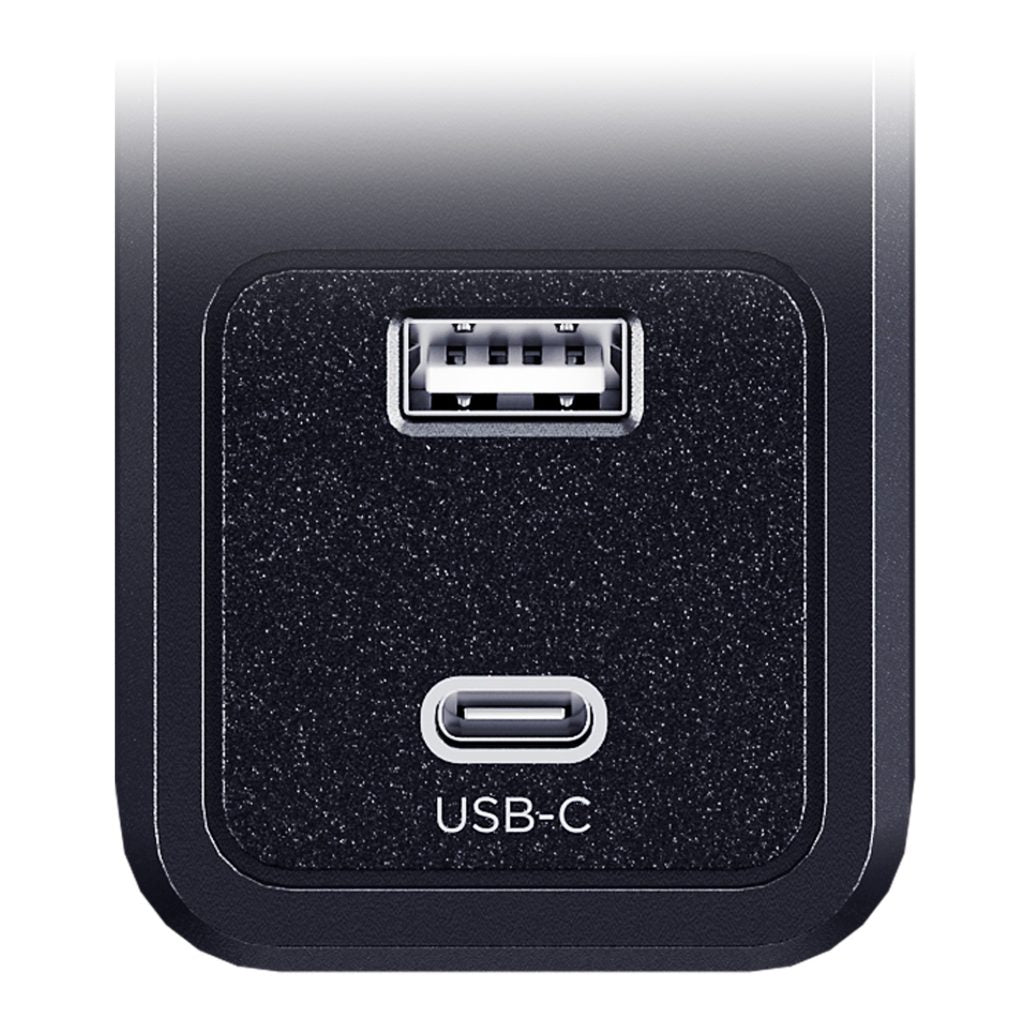 CyberPower 6 Outlet Surge Strip With USB