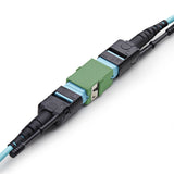 StarTech.com MPO/MTP Coupler, Single Mode/Multimode Fiber Adapter, Key Up-Key Down, Fiber Optic MPO/MTP Coupler - Green