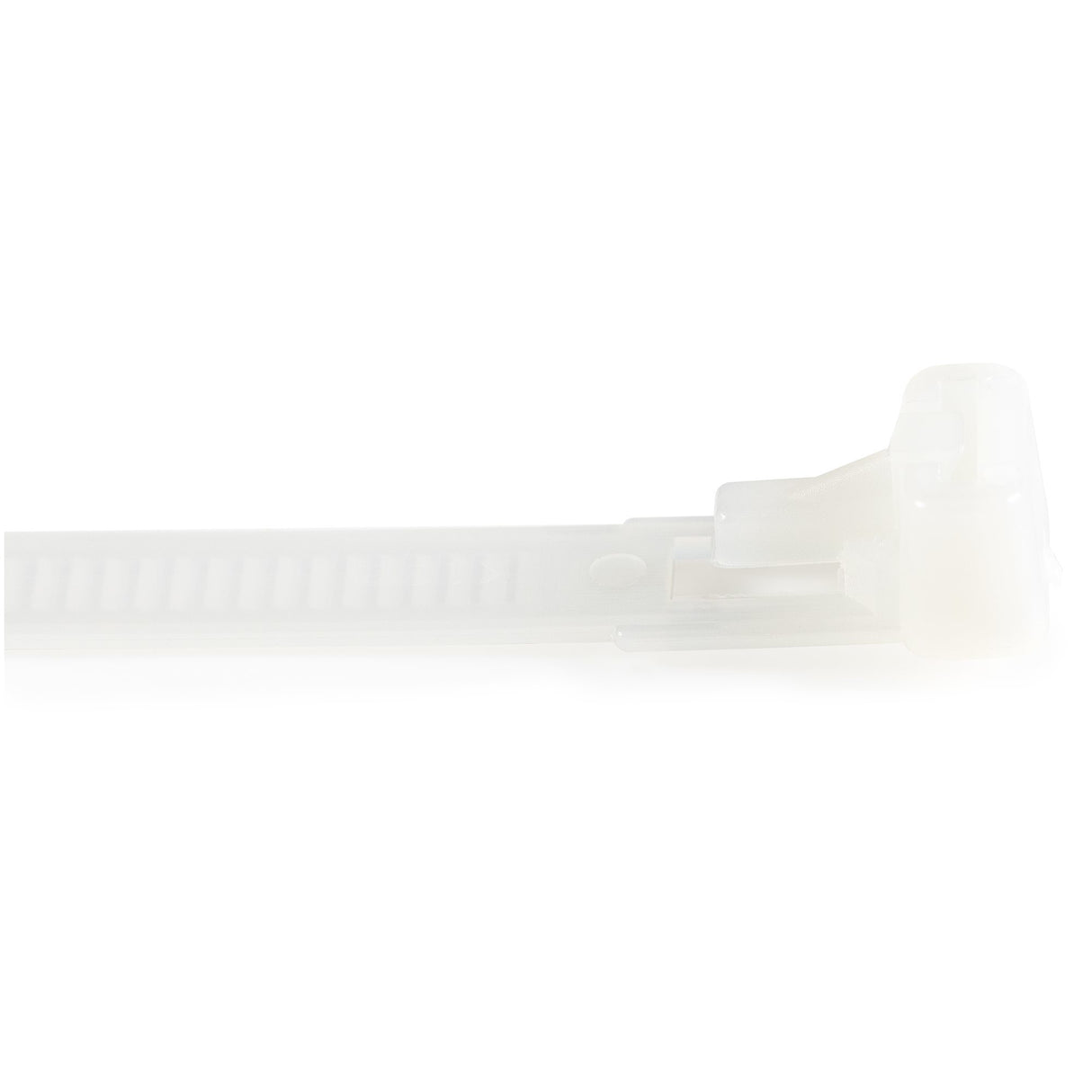 StarTech.com 10"(25cm) Reusable Cable Ties - 1/4"(7mm) wide, 2-1/2"(65mm) Bundle Dia. 50lb(22kg) Tensile Strength, Releasable Nylon Ties, Indoor/Outdoor, 94V-2/UL Listed, 100 Pack - White - TAA