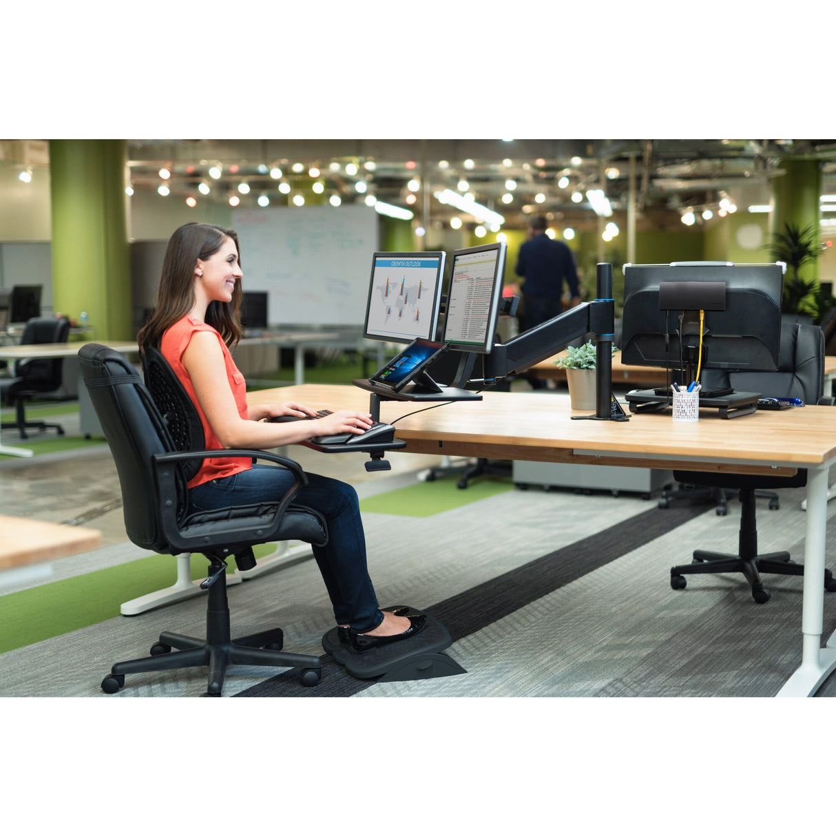 Kensington SmartFit Solemate Plus Foot Rest - Black