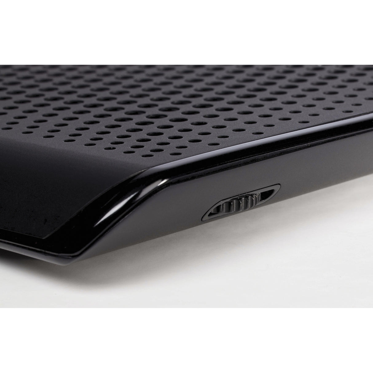 Targus AWE57US laptop cooling pad 45.7 cm (18") Black