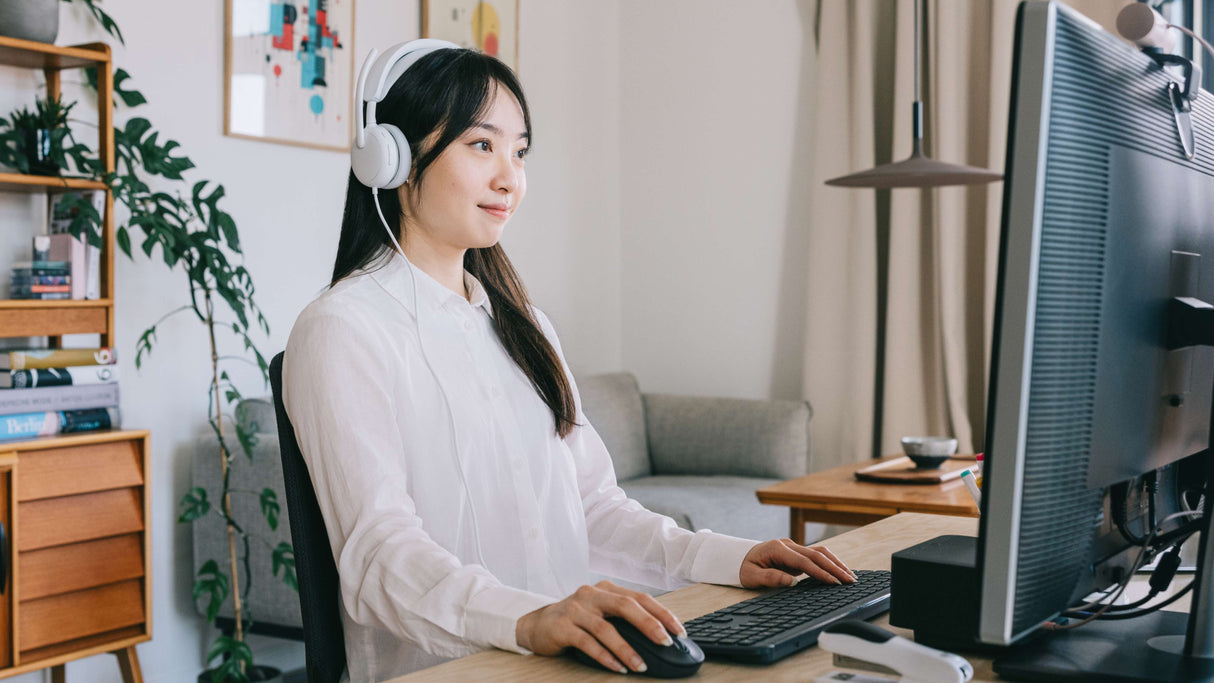 Logitech Zone Wired 2 Headset Head-band Calls/Music USB Type-C / USB Type-A White
