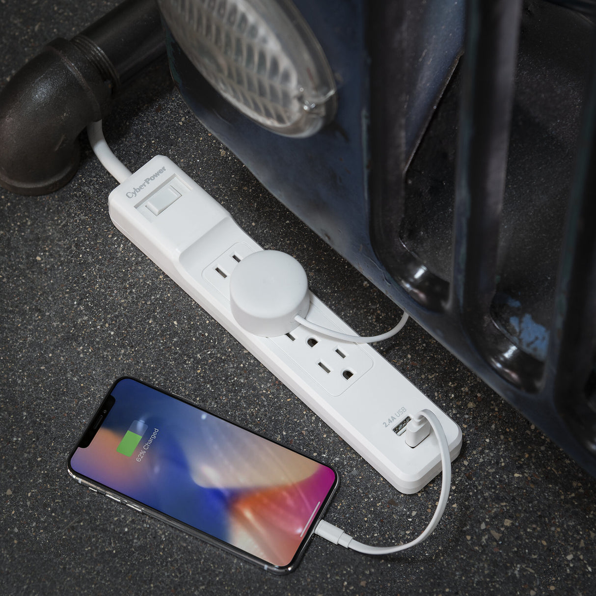 CyberPower P406U surge protector White 4 AC outlet(s) 125 V 1.8 m