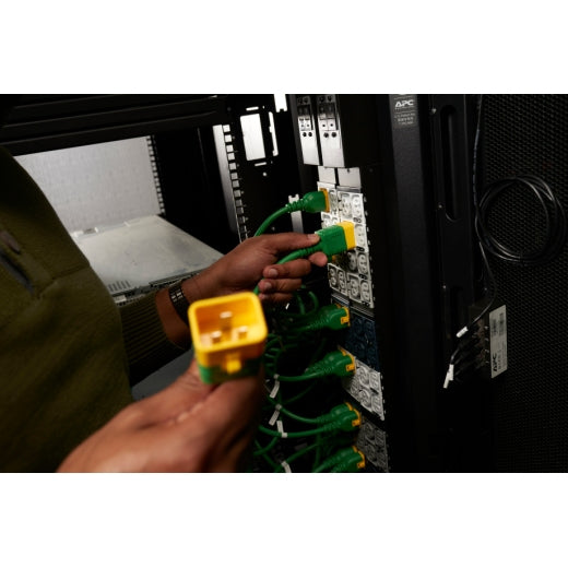 APC NetShelter Rack PDU Advanced, Switched Metered Outlet, 3Phase, 22.1kW 400V 32A or 17.3kW 415V 30A, 48 Outlets, IEC309