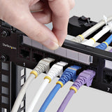 StarTech.com 24 Port 1U Feed Through Patch Panel with Cable Management Bar, Rackmount Cat6 Ethernet Patch Panel with RJ45 UTP Inline Couplers