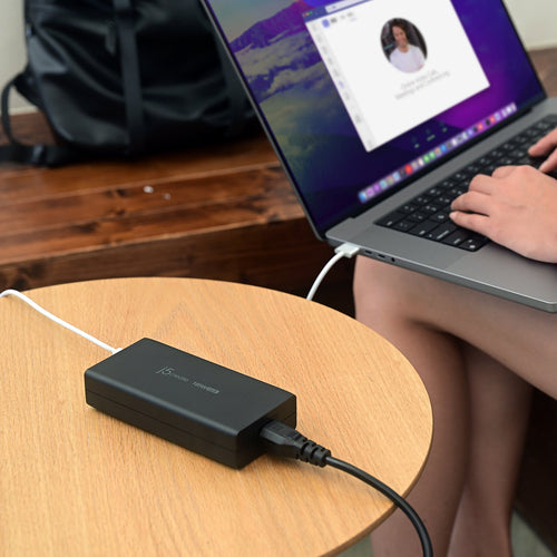 j5create JUP37185 mobile device charger Universal Black AC Fast charging Indoor