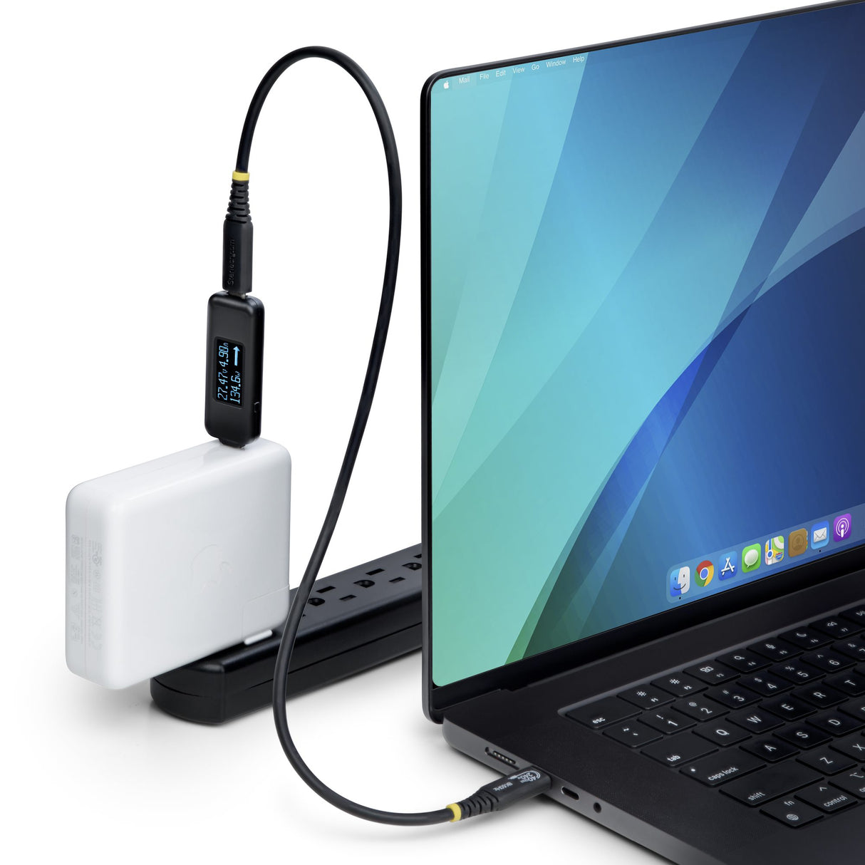 StarTech.com USB-C Power Tester, Digital Multimeter, Bi-Directional Voltage and Current Meter, Up to 240W PD EPR, Portable USB-C Cable and Port Power Meter Tester