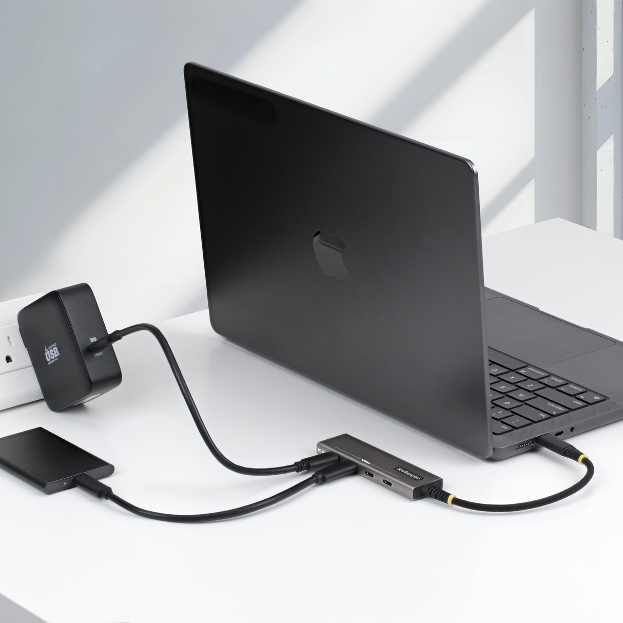 StarTech.com 4-Port USB-C Hub, 10Gbps, 100W PD Charging, 4x USB-C Ports, Overcurrent Protection, PCR Aluminum, For MacBook / Dell / ThinkPad / HP / iPad / Tablet