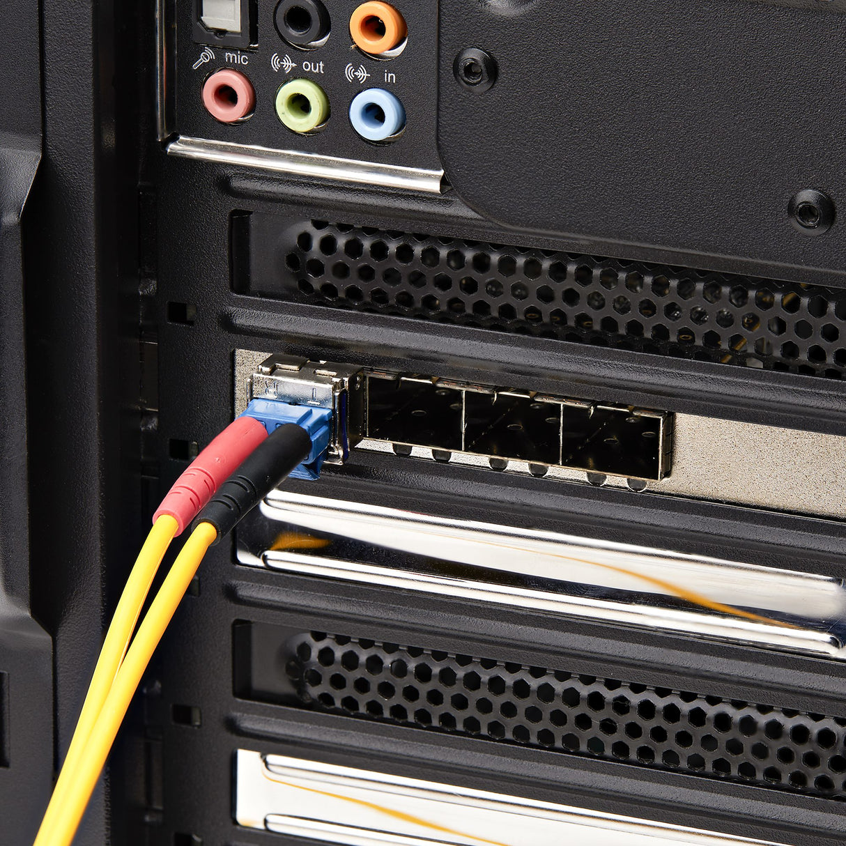 StarTech.com Cisco SFP-25G-LR-S Compatible SFP28 Module, 25Gbps Single Mode Fiber (SMF), 10km (6.2mi), LC Connector, 1310nm, MSA 25 Gigabit Optical Transceiver